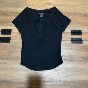 American Eagle Eagle Black crop top